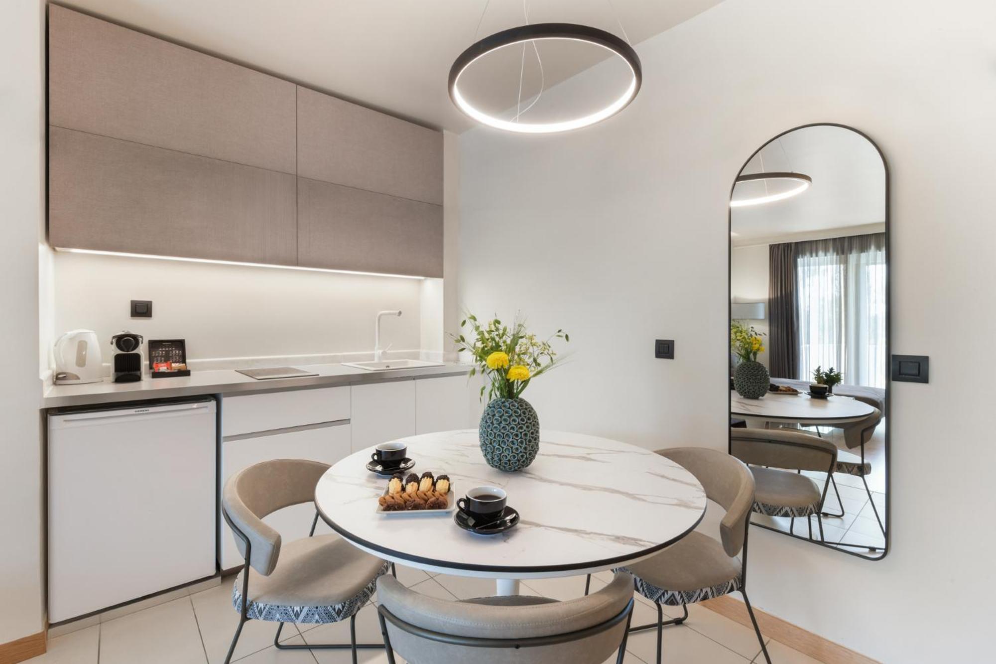 Blazer Suites Hotel Athens Luaran gambar