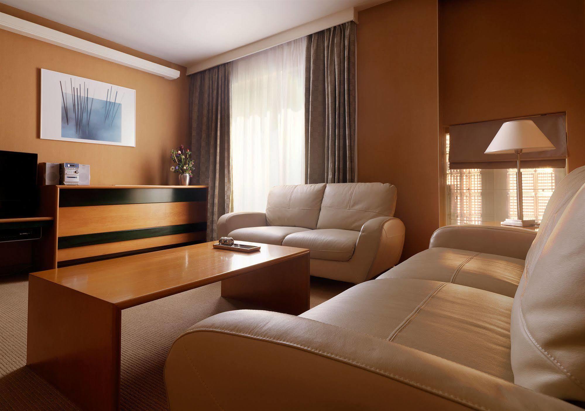 Blazer Suites Hotel Athens Luaran gambar
